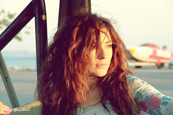 Model: Nis Gizem Cafri
