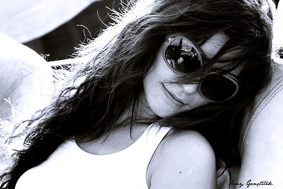 Model: Nis Gizem Cafri